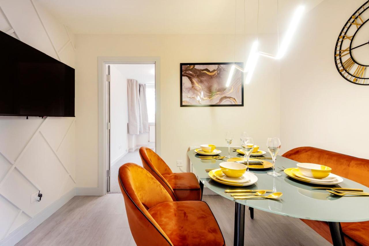 Lovely 4 Bedroom Flat In Wandsworth- London Ngoại thất bức ảnh