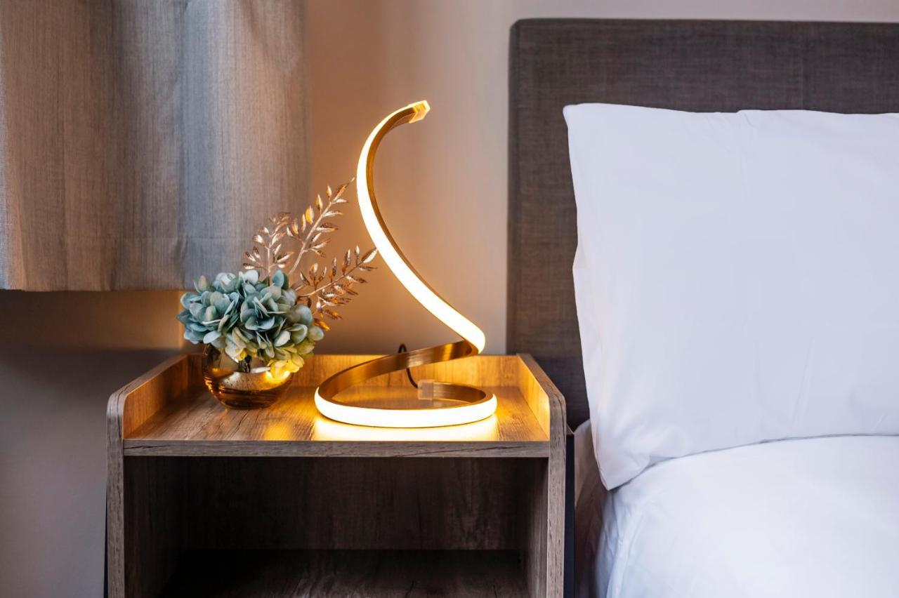 Lovely 4 Bedroom Flat In Wandsworth- London Ngoại thất bức ảnh